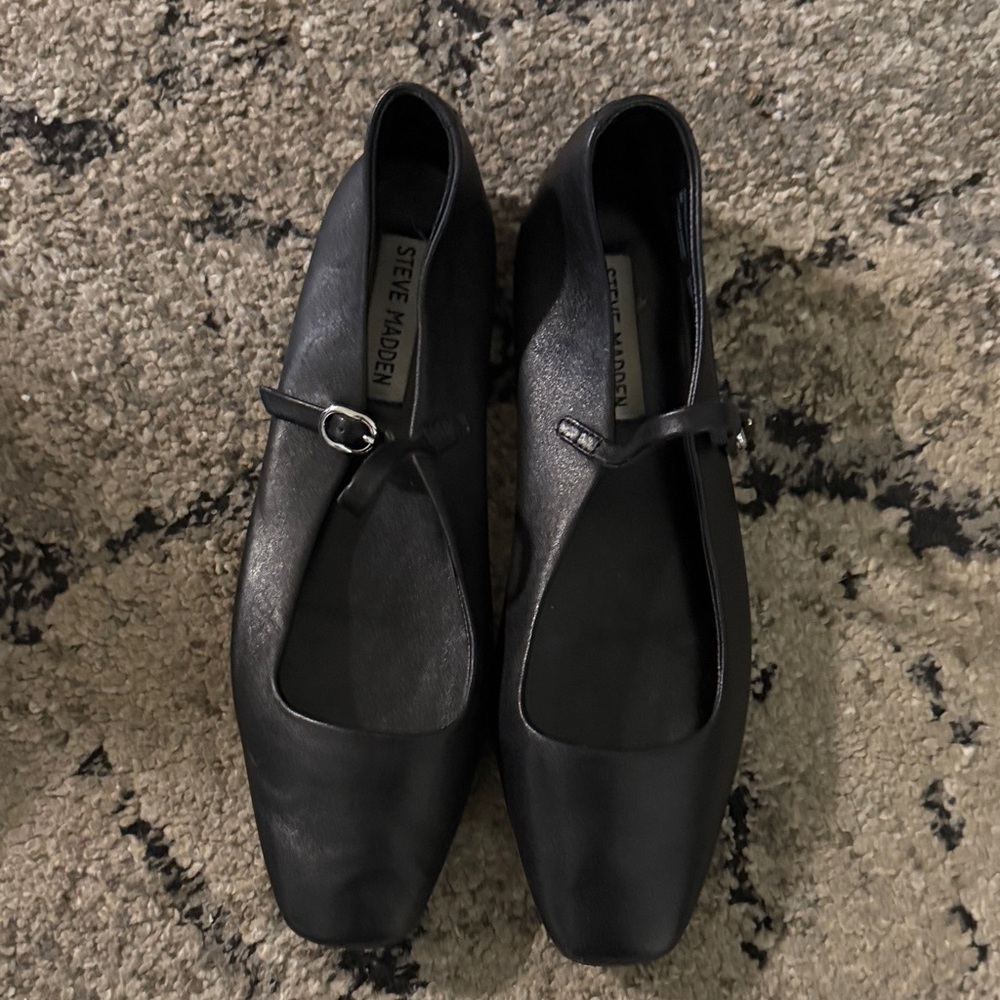 Steve Madden Flats